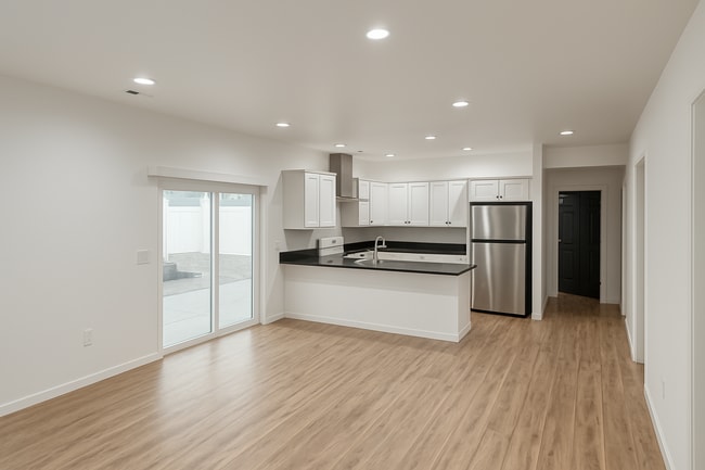 Building Photo - 119 Grant Dr Unit A