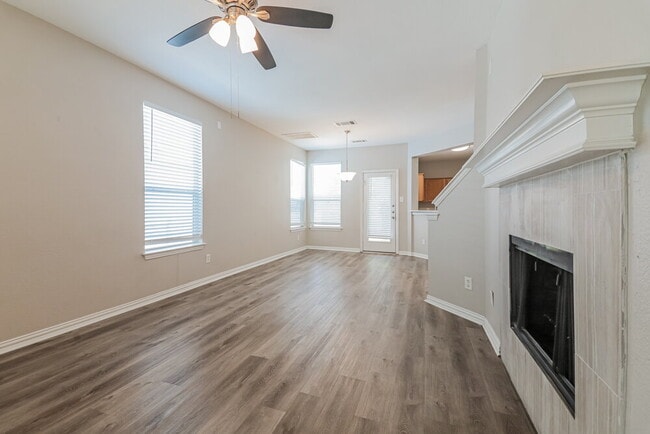 Photo - 10200 Cedar Lake Dr