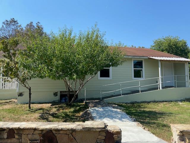 Photo - 823 Monterrey St