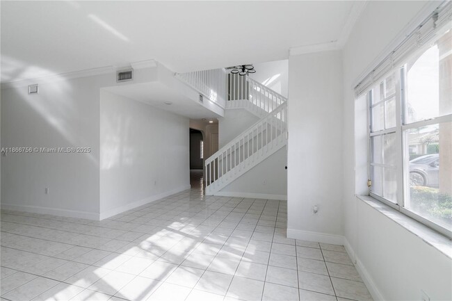 Photo - 4670 SW 154th Pl