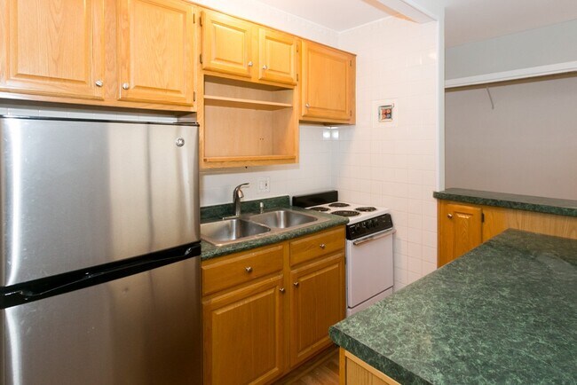 Photo - 448 W Wellington Ave Unidad E10