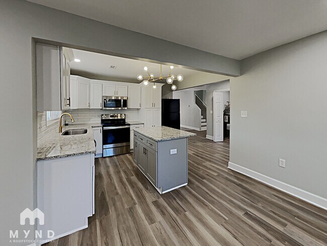 Photo - 2407 Ben Hill Rd