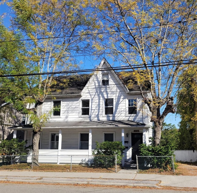 Building Photo - 2734 W Main St Unit B