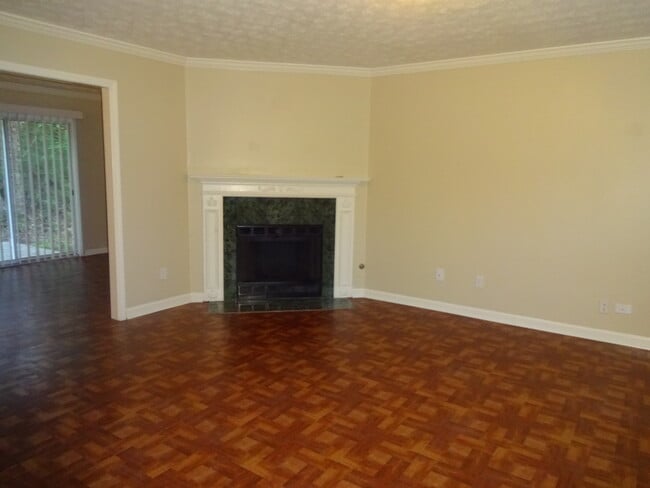 Photo - 3002 Sentinel Cir