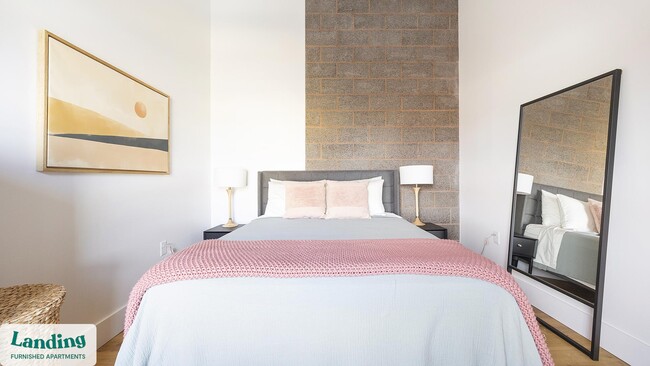 Photo - 135 Adams St Unidad 506