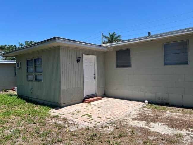 Building Photo - 2214-2216 Moreno Ave. - 2216 Moreno Apt A