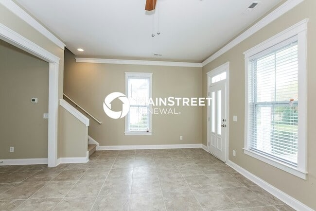 Photo - 3 Bedroom Pet-Friendly Home in Huntersville, NC with Main Street Renewal