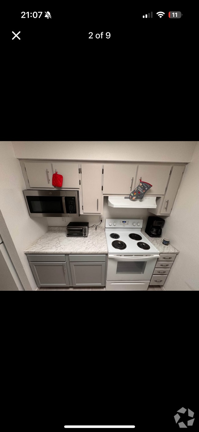 Building Photo - 12204 Menaul Blvd NE Unit B Rental