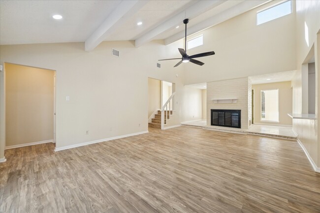 Photo - 2319 Wallingford Dr