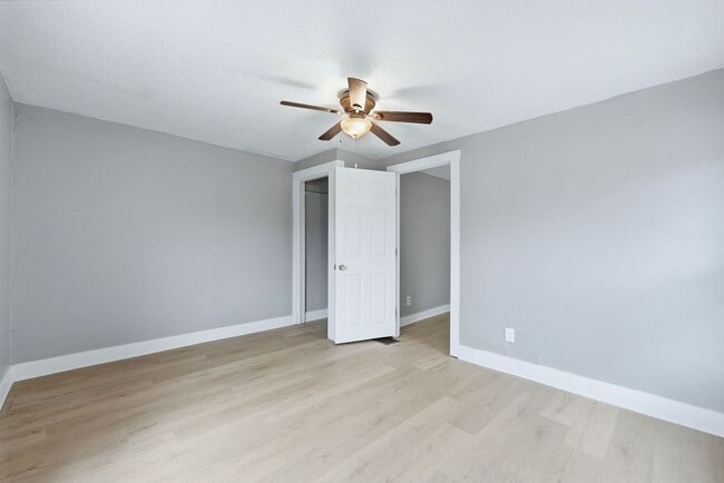 Photo - Three bedroom available for an immediate move in! Unit 922 Pape Avenue