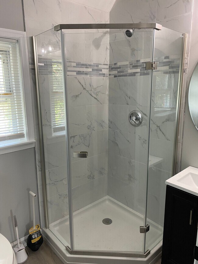 3009 Federal St Unit C Available $550 C