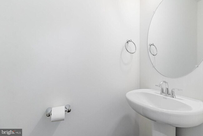 Photo - 7843 Briarwood Dr