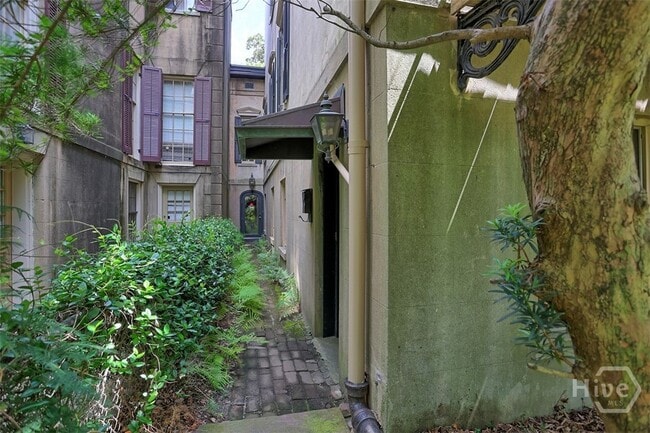 Building Photo - 216 E Gaston St Rental
