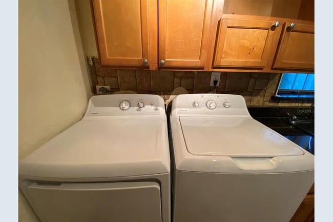 Photo - 2432 Lemon Tree Ln Unidad B