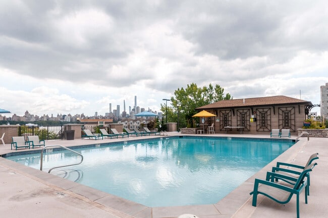 Half Moon Harbour apartments — community photo