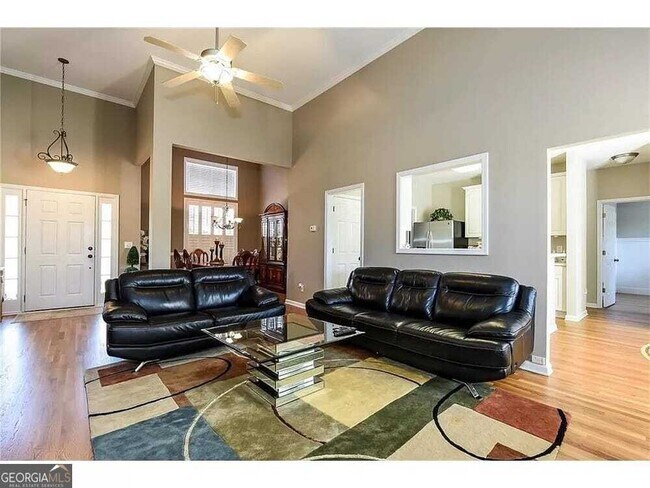 Photo - 2479 Sandstone Pl NE