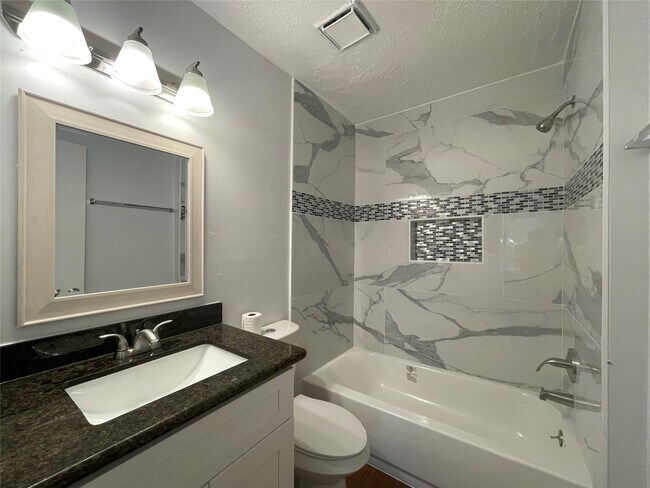 Photo - 3410 Hillstone Dr