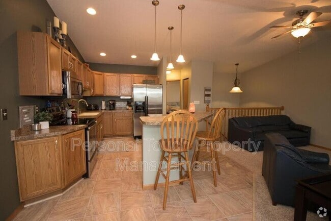 Building Photo - 1060 41st Ave W Rental