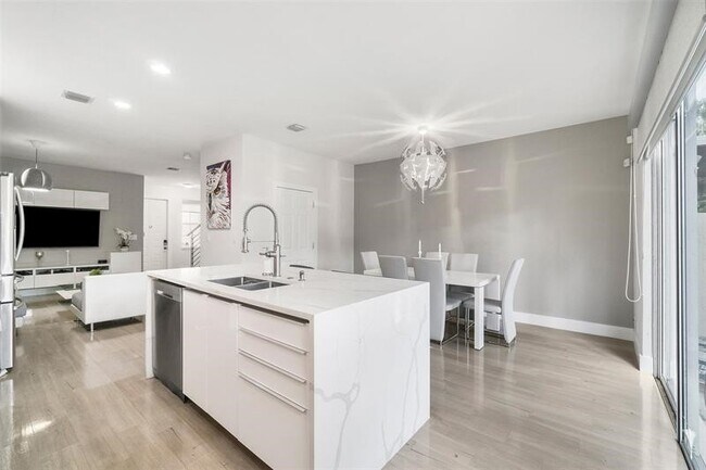 Photo - 4777 NW 116th Terrace