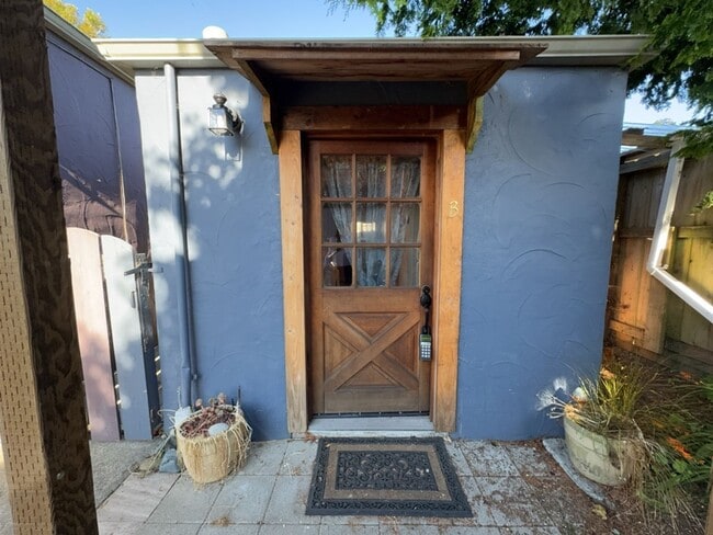 Photo - 3222 K St Unit 3222 K #B [PRM: Renee]
