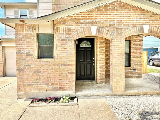 Photo - House in SE Austin Near Airport and Tesla!