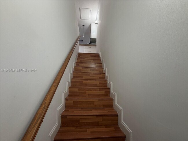 Photo - 104 Gardens Dr Unit 203