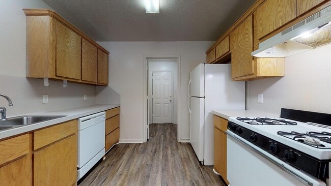 Photo - 3611 Elaine Dr