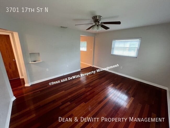 Photo - 3701 17th St N