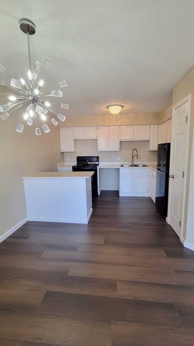 Photo - Cozy 1BR/1BA Condo Near Pima College & Dow...