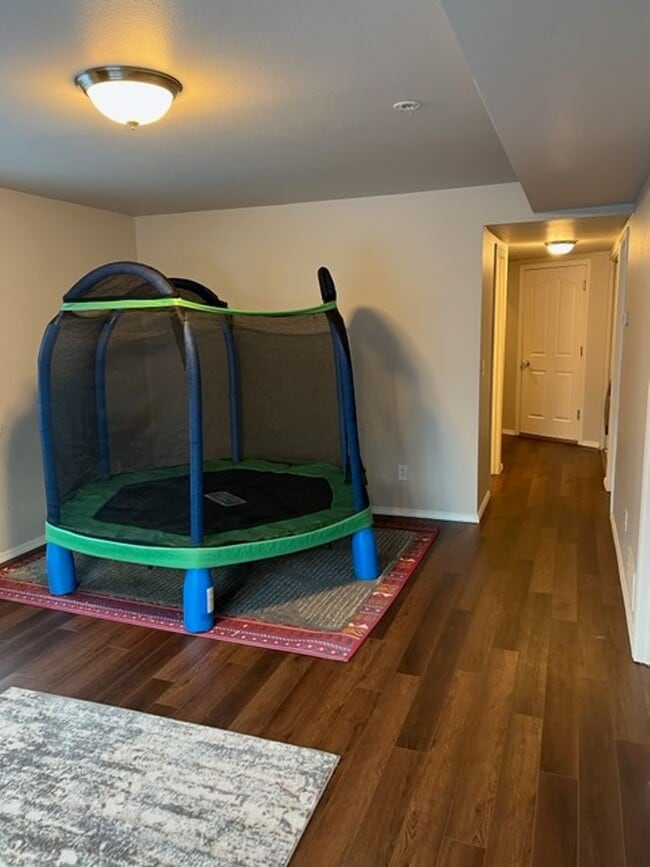 Photo - 4 Bedroom Eagle River Home!