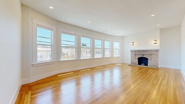 Photo - 1608 Balboa St