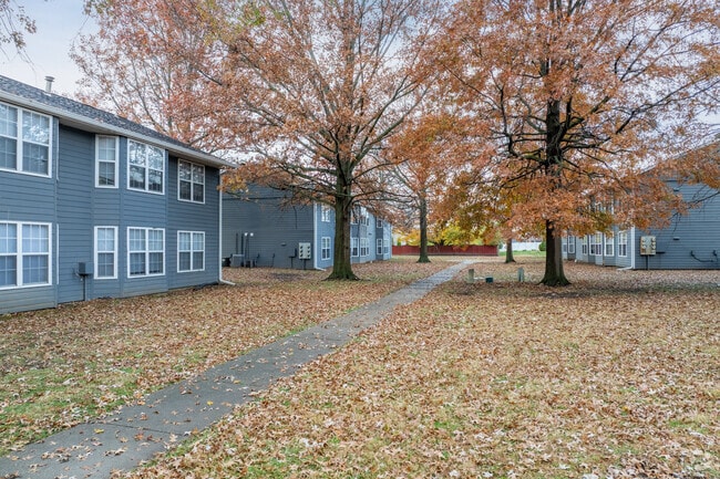 Chouteau Bay Apartments
