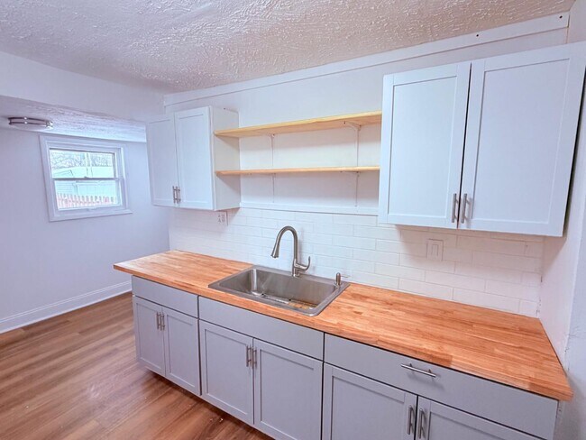 Photo - 5103 Philip Ave