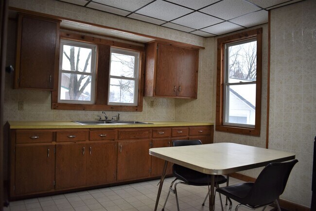 Photo - 1019 Sch Unit 1019-1 ADV