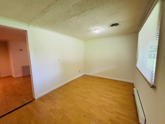 Photo - 1225 Thomas Ln