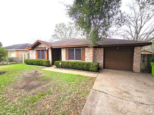 Building Photo - 1206 Alamo Ave Rental