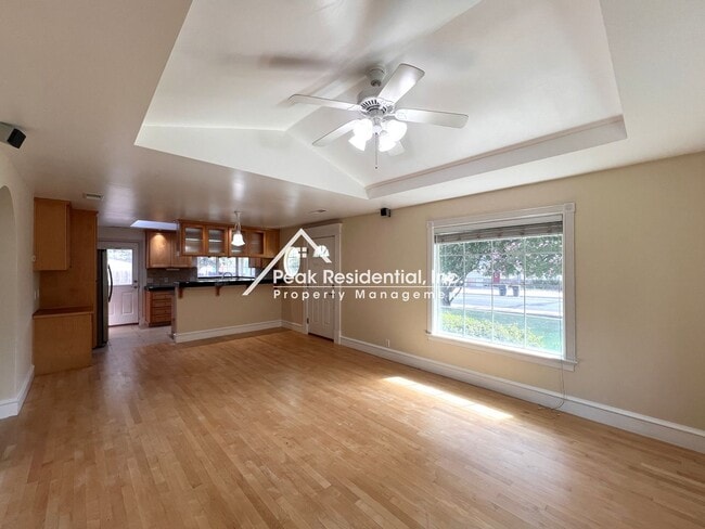 Photo - 6101 Mariposa Ave