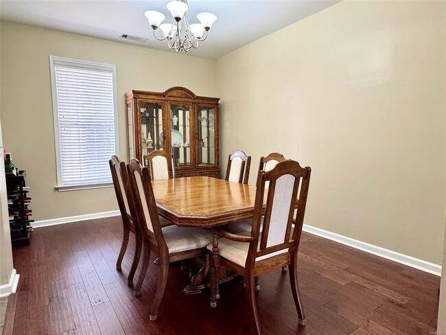 Photo - 8293 Grayson Grove