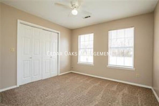 Photo - 172 Killdeer Dr
