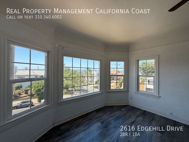 Photo - 2616 Edgehill Dr