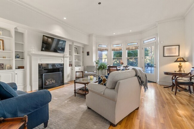 Photo - 194 Beacon St Unidad 1