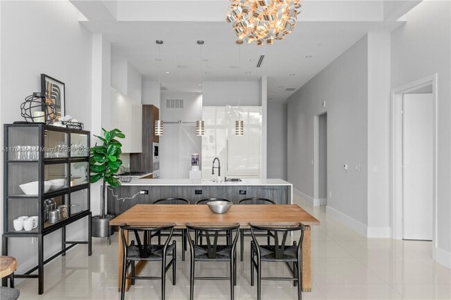 Photo - 3250 NE 188th St Unit 107