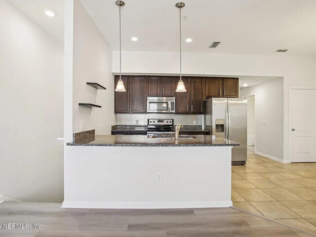 Photo - Stunning Townhome off SR 16 on Sebatian Cove
