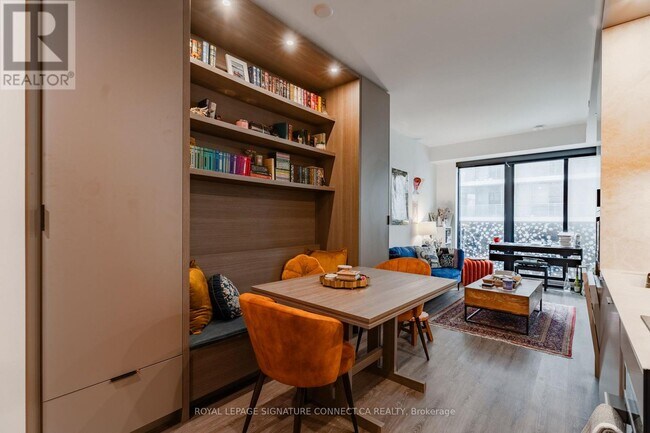 Photo - 55 Charles St E Unit 3408