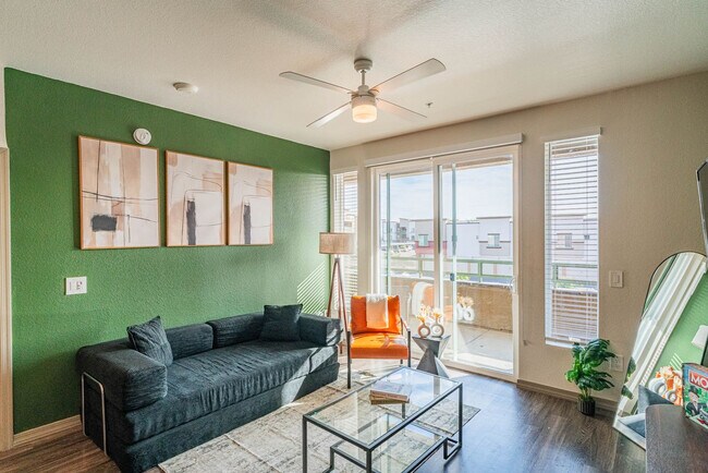 Photo - 9600 W Georgia Ave Unidad ID1374248P