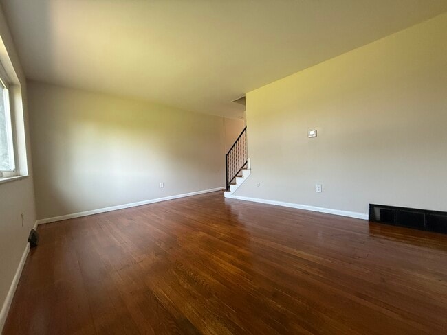 Photo - 4645 Sandy Lane Rd