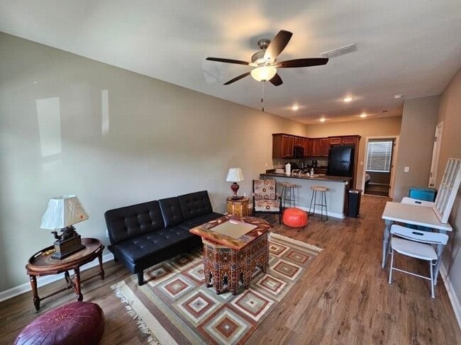 Photo - 2245 Del Carmel Way