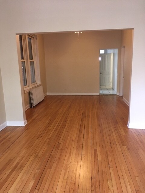 Photo - 3246 N Seminary Ave Unit 1F
