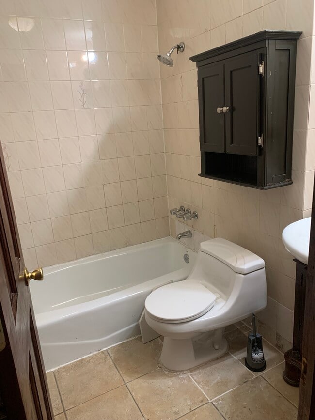 Photo - 101-46-146 95th St