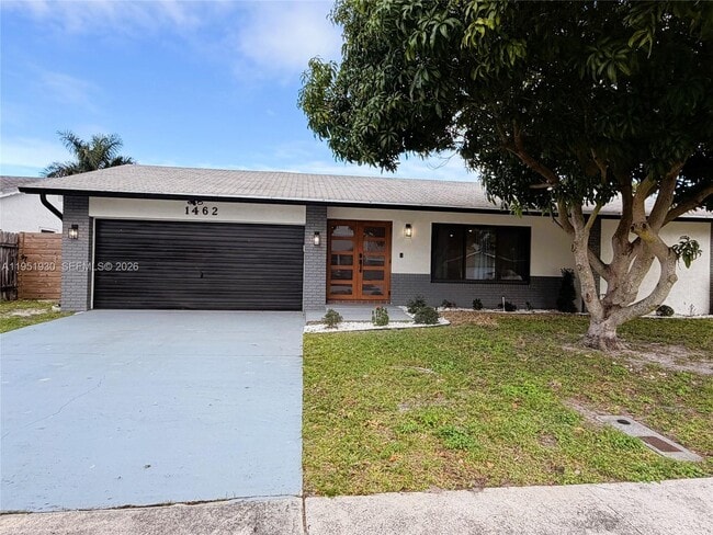 Photo - 1462 SW 25th Ave